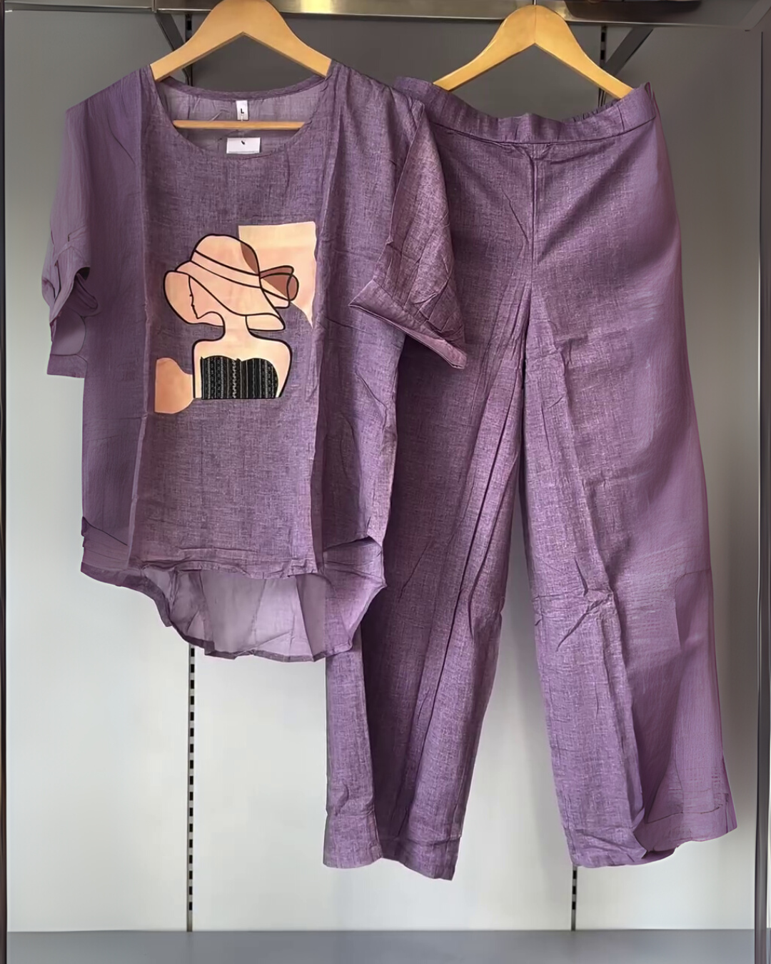 Aneesha Co-ord Set – Dusty Lavender Linen Blend with Abstract Lady Print