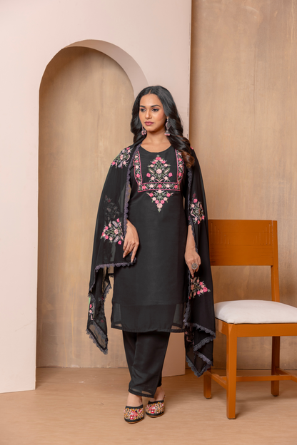 Noir Bloom- Embroidered Cotton Kurta Set