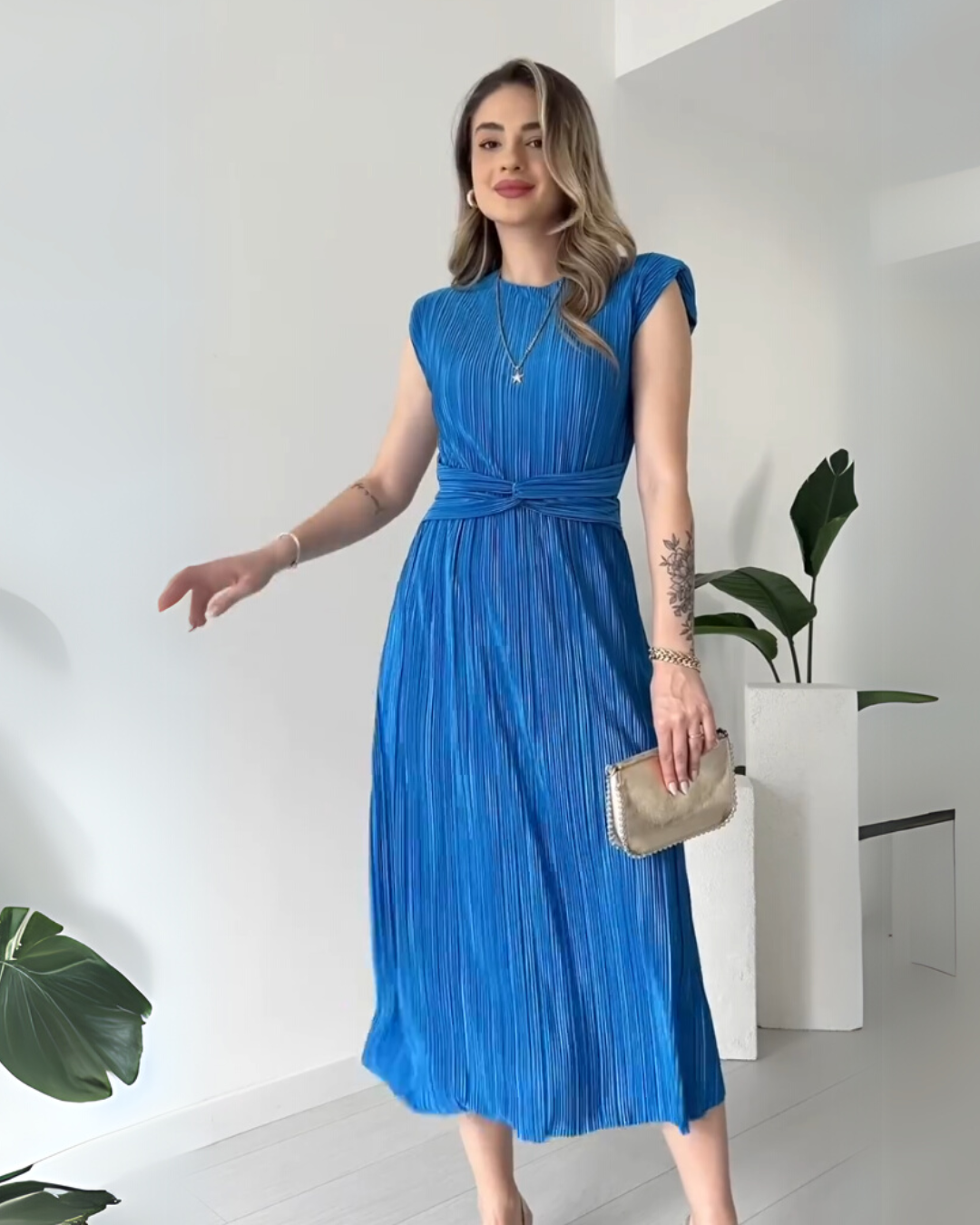 Nyxa Pleated Dress – Blue
